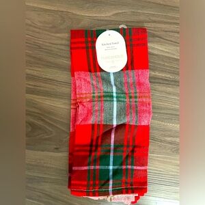 Threshold Festive Red and Green Plaid Towel-NWT